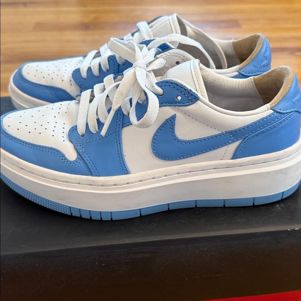 Jordan 1 Low OG Elevate UNC size 7.5w - Picture 4 of 9